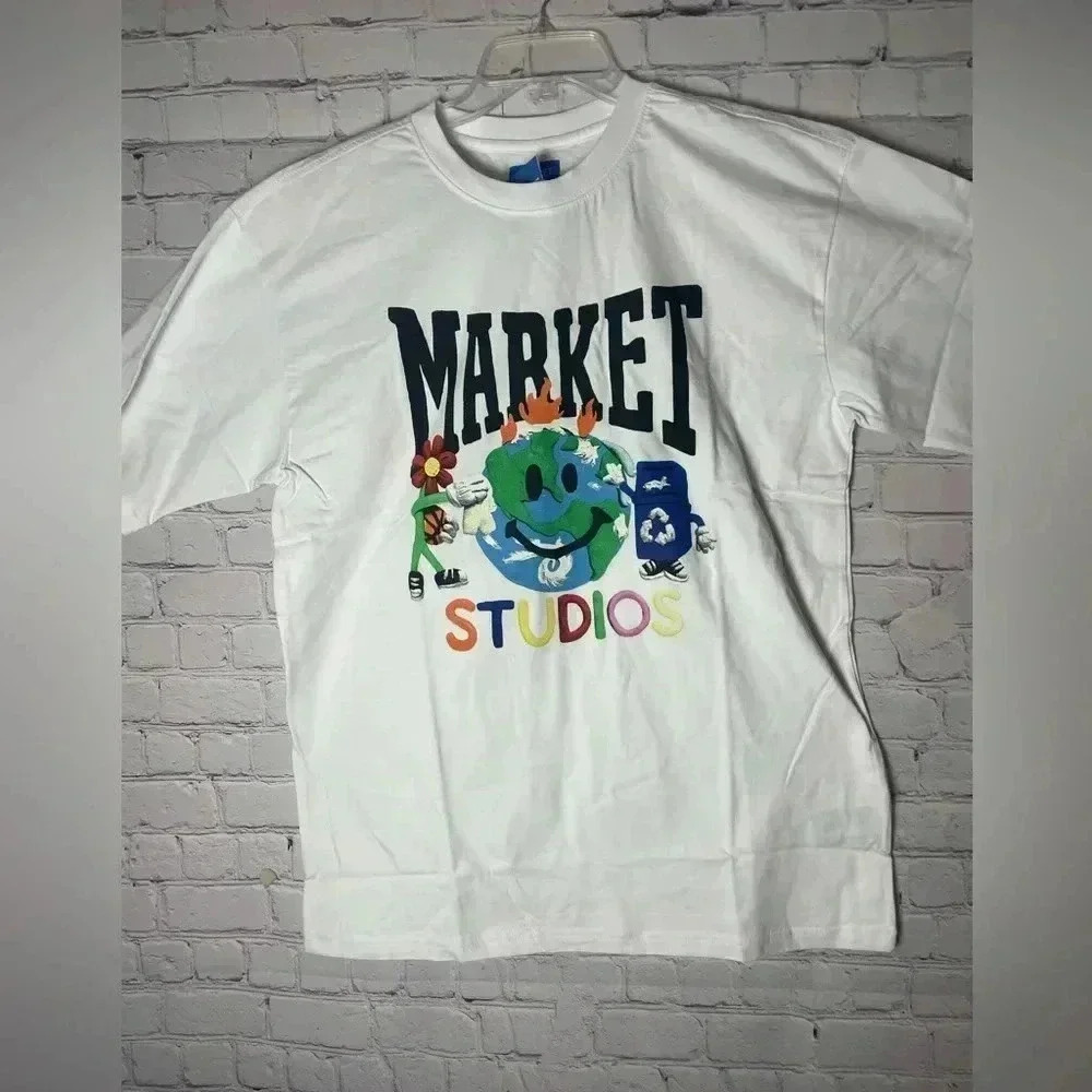 MARKET STUDIOS SMILEY STUDIOS World Crew Neck Short Sleeve T-SHIRT Mens L NWT